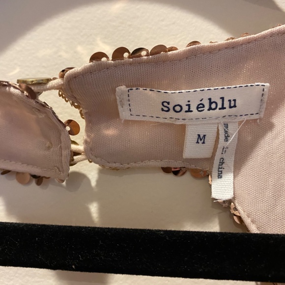 Red Dress Boutique Gold Floral Sequins Dress - Picture 2 of 4